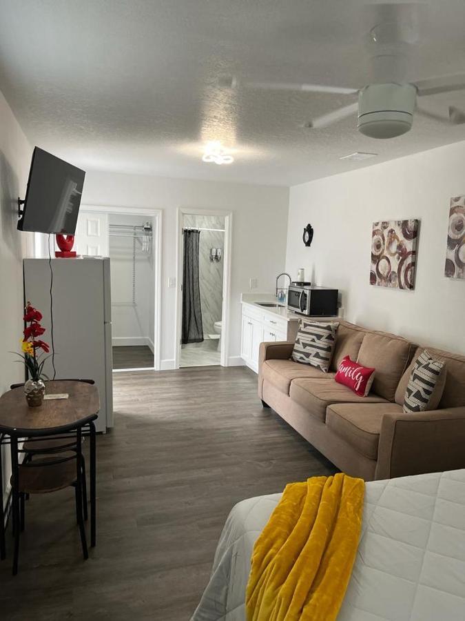 Incredible Comfortable Apartments Near The Airport And Beaches Tampa Bagian luar foto